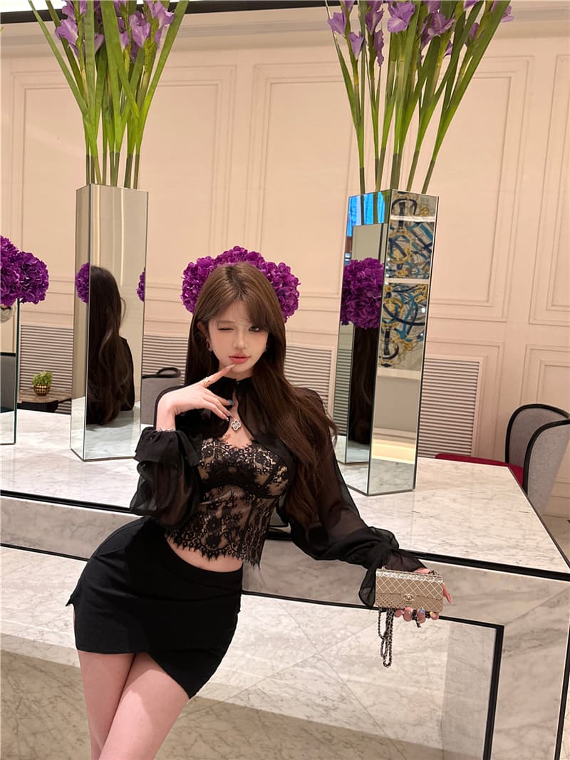 실사 레트로 섹시함 Tulle 벌룬 소매 숄 블라우스 레이스 캐미솔 두 조각 여성 세트 상세 이미지 7