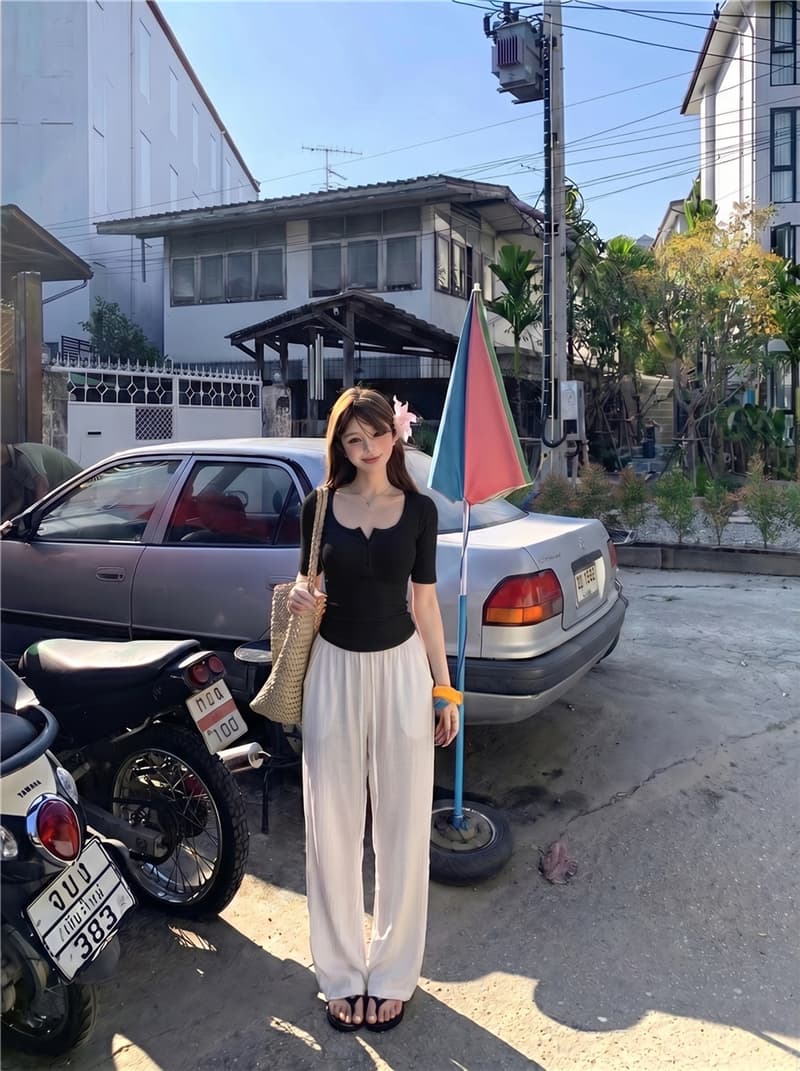 실사 여름 섹시함 몸매 가꾸기 슬림해 보이는 반팔 티셔츠 맨위 여성 상세 이미지 27