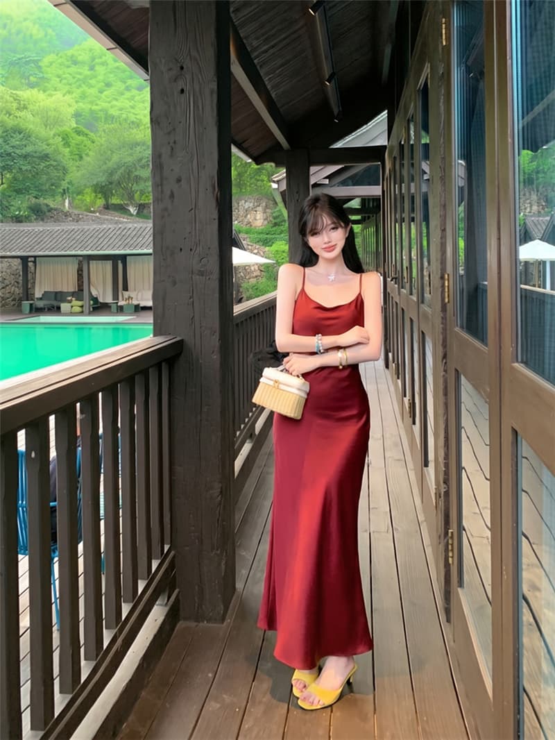 실사 여름 레트로 섹시함 V넥 고급 센스 슬림해 보이는 아세트산 슬립 드레스 롱 스커트 여성 상세 이미지 8