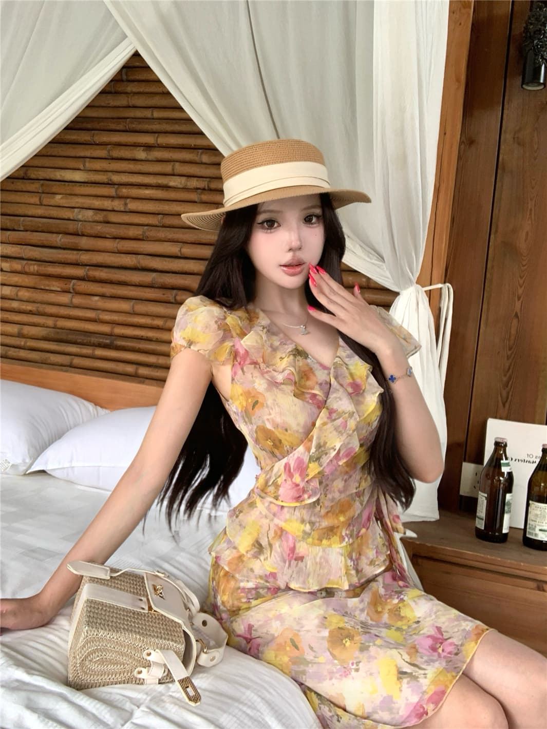 실사 여름 섹시함 V넥 프릴 스트랩 짧은 셔츠 반신 중간 스커트 타이트 스커트 치마 세트 여성 이미지 3