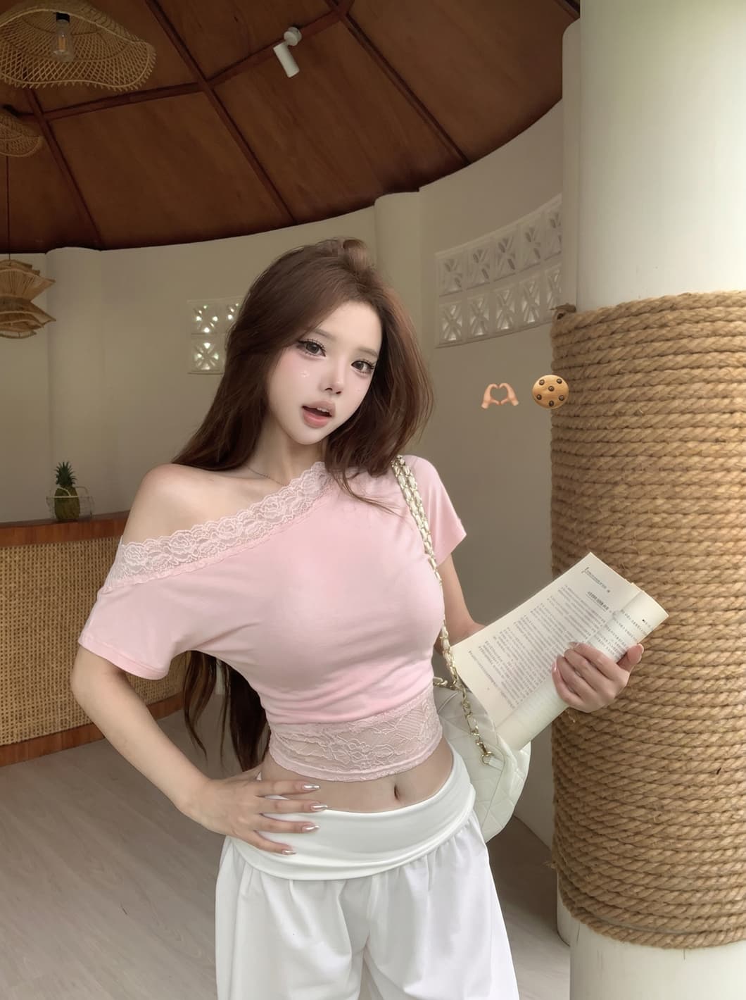 실사 여름 섹시함 레이스 조각 비스듬한 어깨 반팔 허리 수축 슬림해 보이는 티셔츠 루즈핏 스트레이트 와이드 레그 팬츠 세트 여성 이미지 2