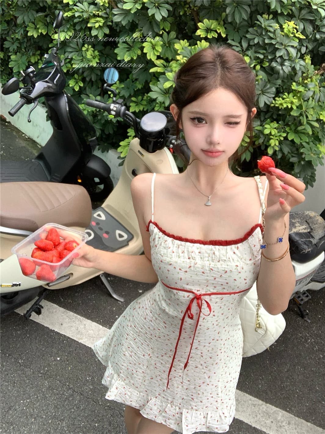 실사 여름 섹시함 꽃무늬 슬립 드레스 타이트 스커트 여성 이미지 2