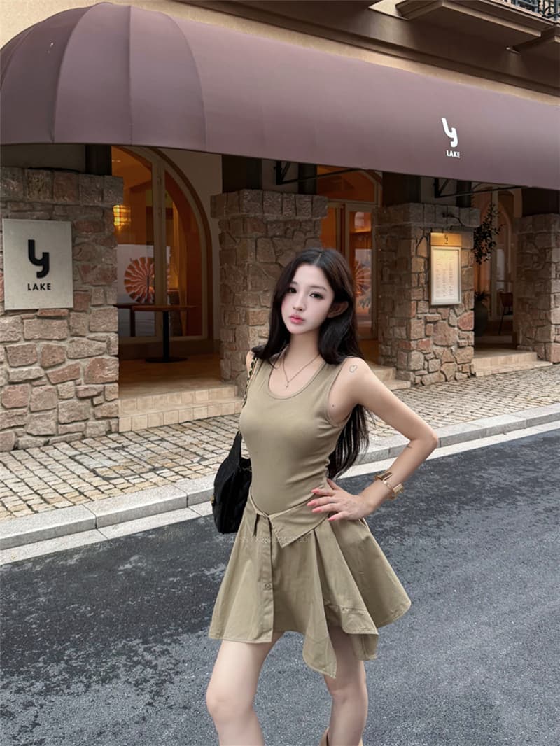 실사 여름 섹시함 아름다운 민소매 조끼 불규칙 셔츠 드레스 페이크 레이어드 치마 여성 상세 이미지 6