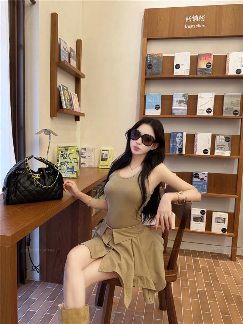 실사 여름 섹시함 아름다운 민소매 조끼 불규칙 셔츠 드레스 페이크 레이어드 치마 여성 상세 이미지 10