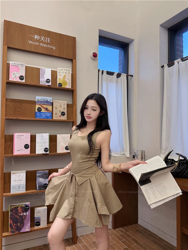 실사 여름 섹시함 아름다운 민소매 조끼 불규칙 셔츠 드레스 페이크 레이어드 치마 여성 상세 이미지 11