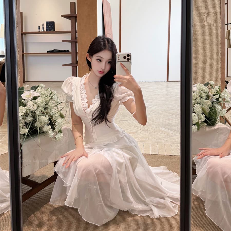 실사 여름 섹시함 V넥 거품 소매 뒤로 스트랩 슬림해 보이는 셔츠 불규칙 다용도 반신 치마 세트 여성 이미지 5