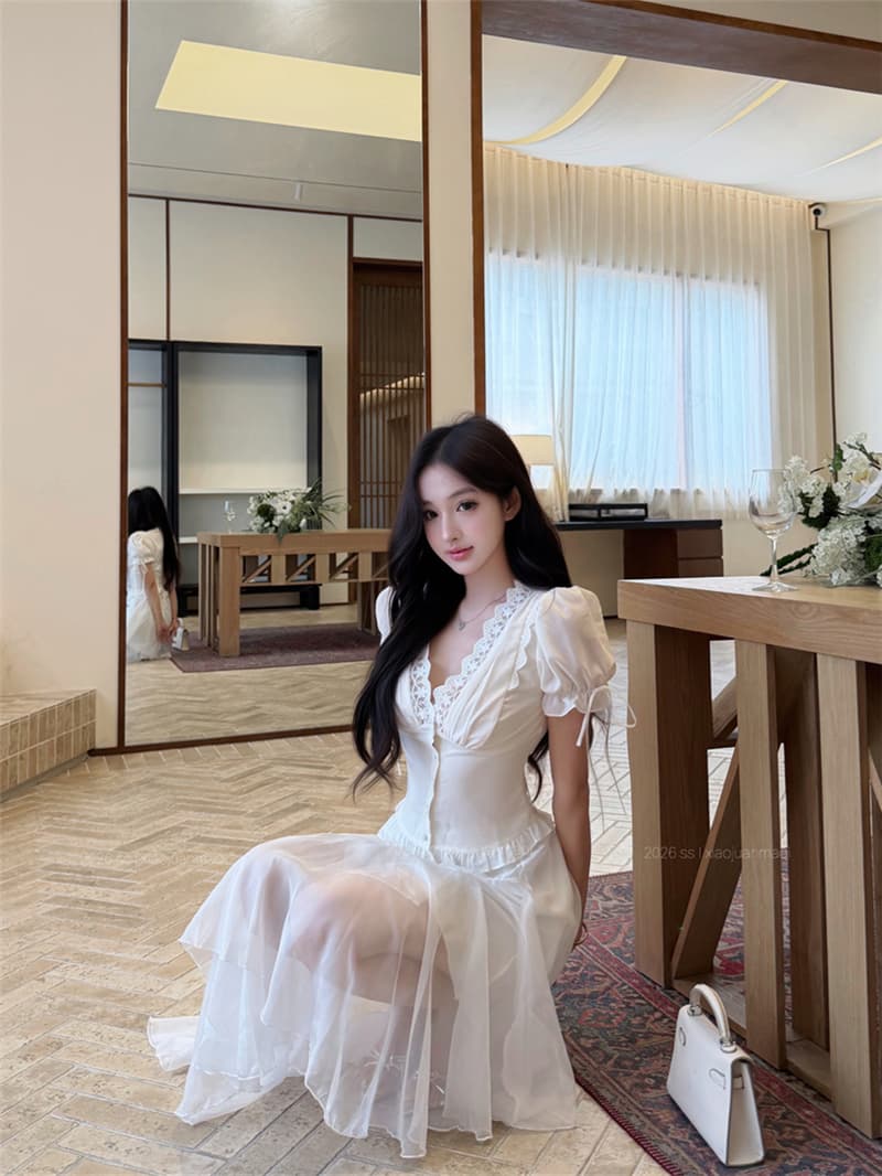 실사 여름 섹시함 V넥 거품 소매 뒤로 스트랩 슬림해 보이는 셔츠 불규칙 다용도 반신 치마 세트 여성 상세 이미지 17