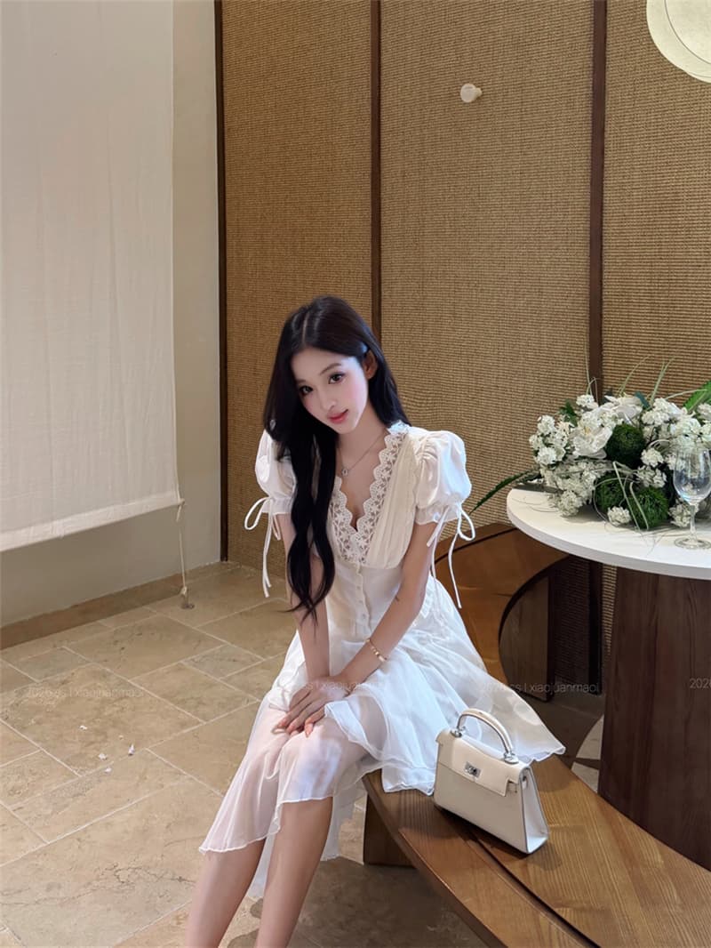 실사 여름 섹시함 V넥 거품 소매 뒤로 스트랩 슬림해 보이는 셔츠 불규칙 다용도 반신 치마 세트 여성 상세 이미지 21