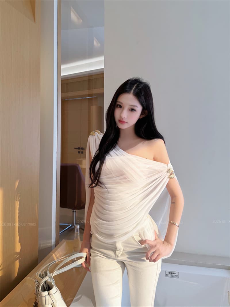 실사 여름 섹시함 화이트 도루 센스 펌프 Pleat 십자가 금속 조끼 맨위 여성 상세 이미지 6