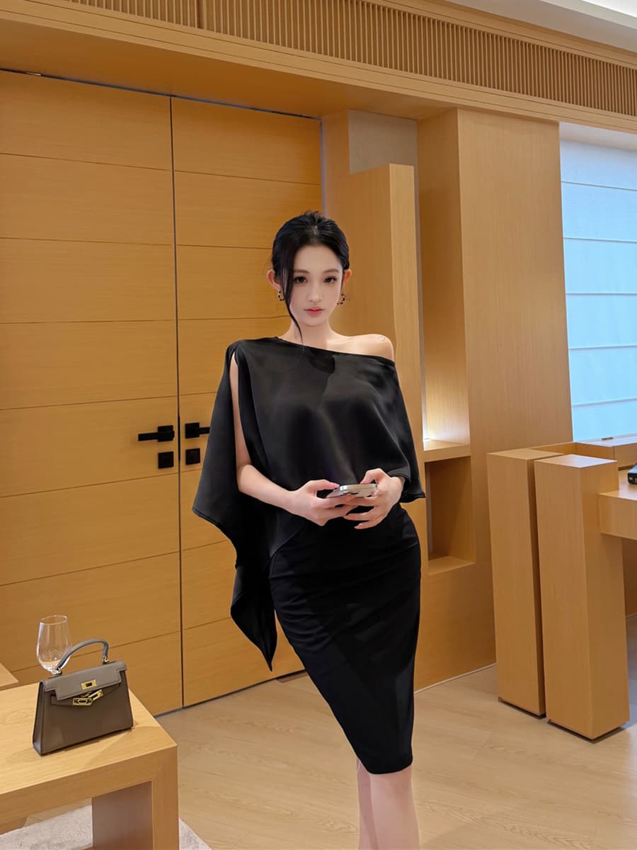 실사 여름 레트로 섹시함 비대칭 비스듬한 어깨 블라우스 맨위 튜브탑 타이트 스커트 트임 반신 치마 세트 여성 이미지 2