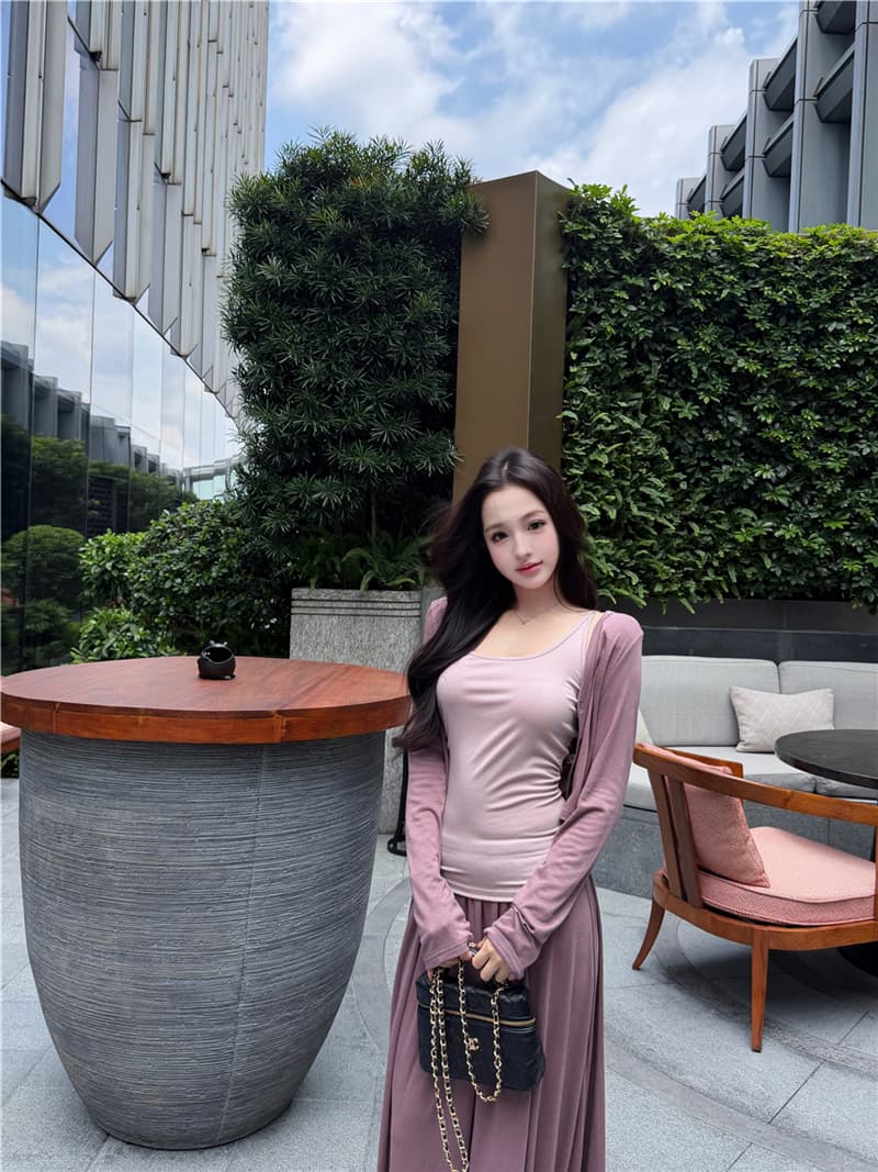 실사 레트로 섹시함 부드러운 품격 다용도 슬림해 보이는 슬립 맨위 자외선 차단 오픈 가디건 반신 롱 스커트 세 조각 여성 세트 상세 이미지 15