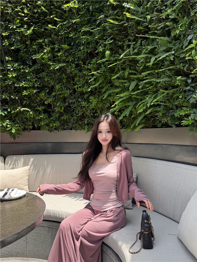 실사 레트로 섹시함 부드러운 품격 다용도 슬림해 보이는 슬립 맨위 자외선 차단 오픈 가디건 반신 롱 스커트 세 조각 여성 세트 상세 이미지 16