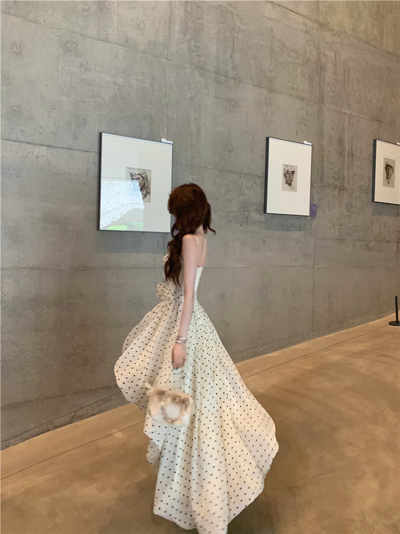 실사 여름 섹시함 품격 꼬집기 허리 레이스 조각 휴가 민소매 슬립 드레스 도트 무늬 끌기 꼬리 치마 여성 상세 이미지 15
