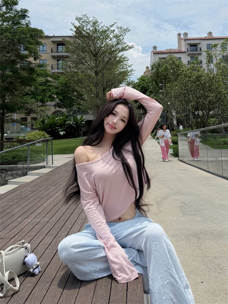 실사 이른 가을 비스듬한 어깨 긴팔 쇼트 스타일 이슬 뼈의 티셔츠 맨위 허리밴드 스트라이프 캐주얼 스트레이트 긴 바지 세트 여성 상세 이미지 3
