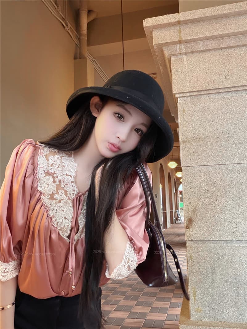 실사 여름 섹시함 V넥 자수 패치워크 새틴 여성 셔츠 상세 이미지 15
