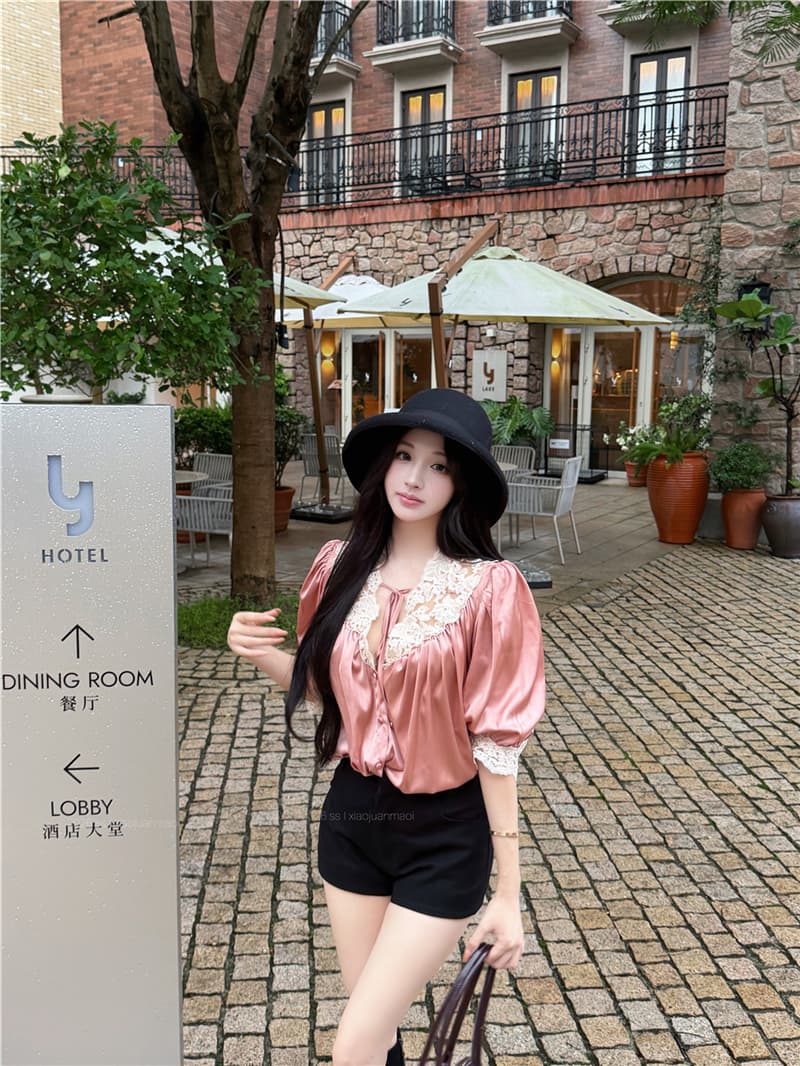 실사 여름 섹시함 V넥 자수 패치워크 새틴 여성 셔츠 상세 이미지 17