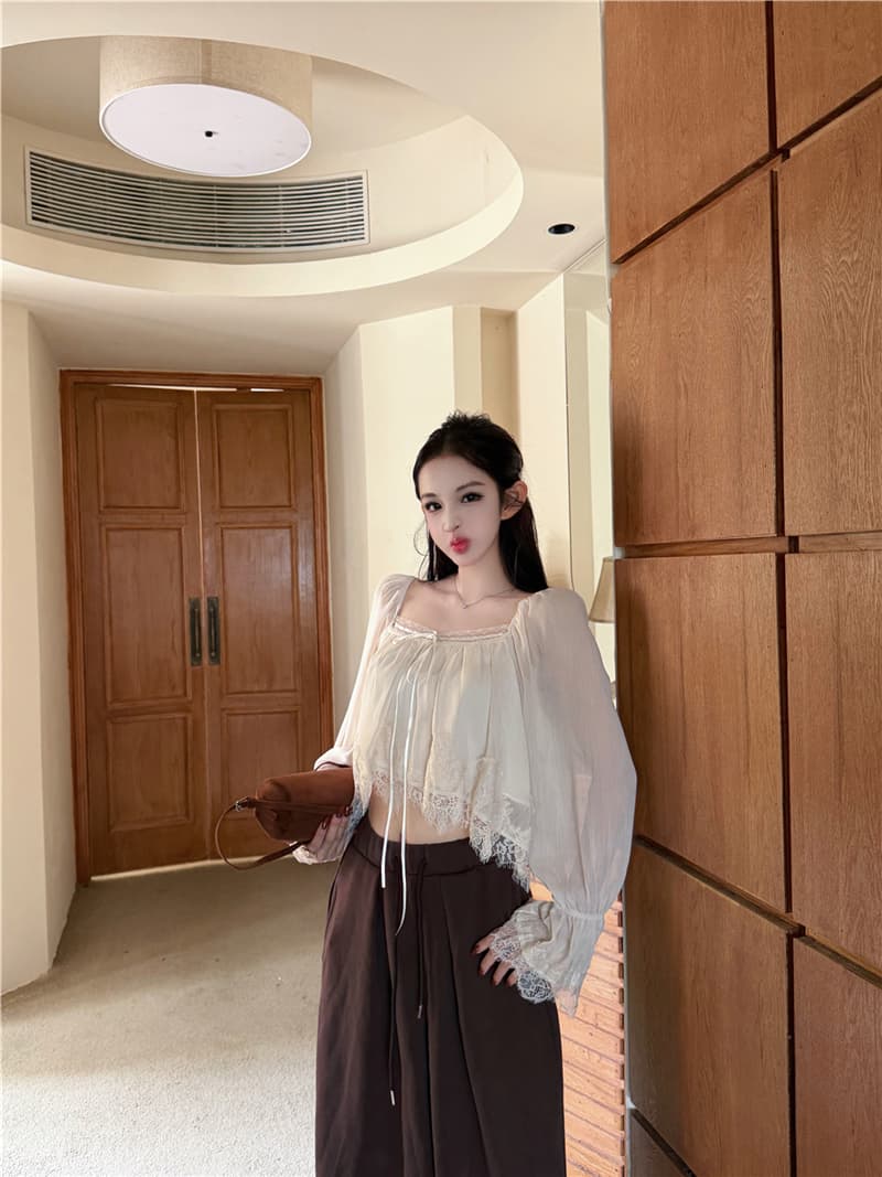 실사 이른 가을 레트로 섹시함 레이스 레이스 패치워크 광장 칼라 나팔 긴팔 쇼트 스타일 부드러운 쉬폰 블라우스 맨위 여성 상세 이미지 13