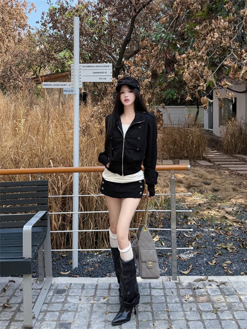 실사 가을 의상 레트로 섹시함 검정색 한 부서 나폴레옹 카디건 코트 반신 바지 티셔츠 세 조각 여성 세트 상세 이미지 1