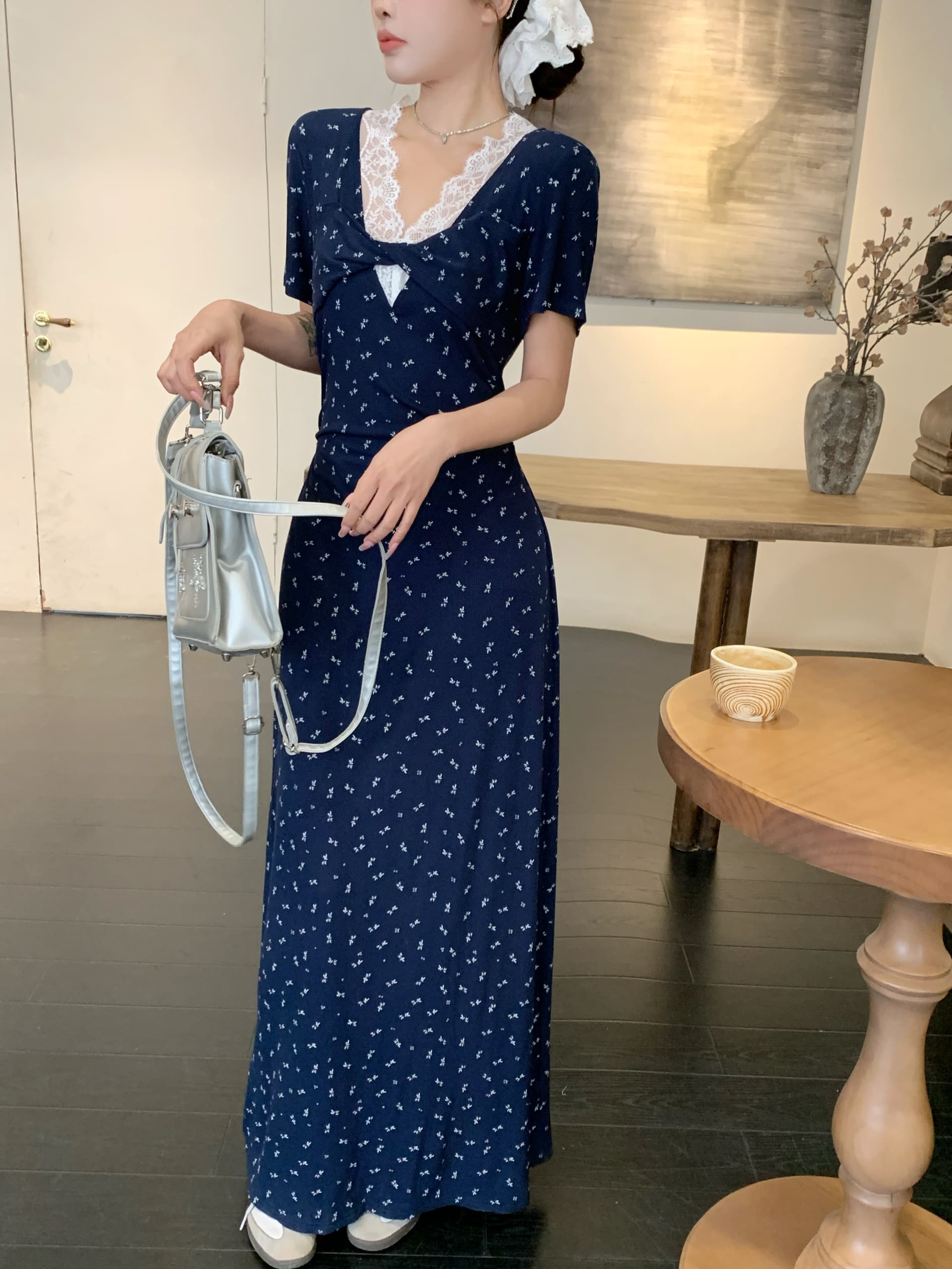 실사 빅 사이즈 V넥 레이스 조각 꽃무늬 여성 드레스 여름 마이크로 지방 빅 사이즈 슬림해 보이는 롱 스커트 1871 상세 이미지 7