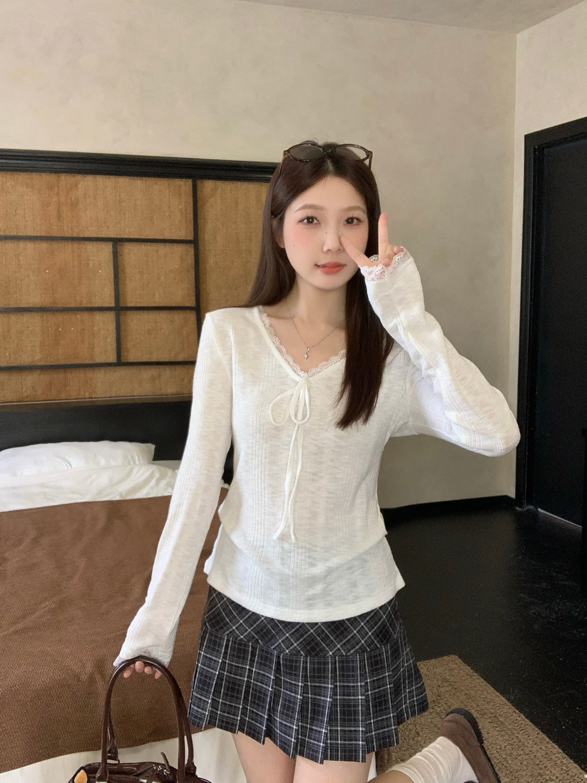 실사 빅 사이즈 화이트 질감 센스 V넥 긴팔 티셔츠 봄 여름 인사이드 가져 가라. 레이스 레이스 몸매 가꾸기 맨위 6083 상세 이미지 4