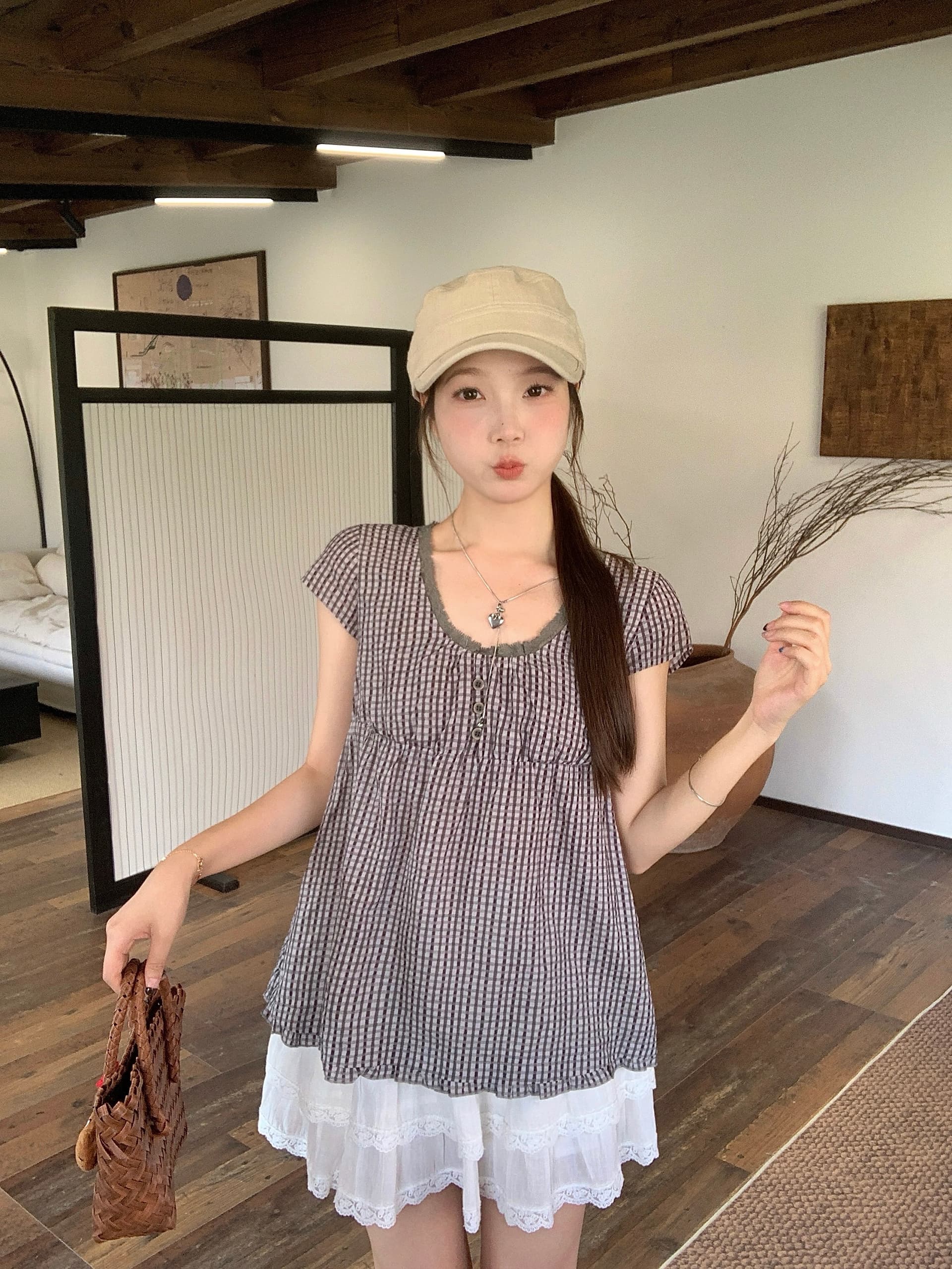 실사 빅 사이즈 오리지널 레이스 조각 라운드 넥 셔츠 소녀 센스 프릴 셔츠 여름 통기성 맨위 8031 이미지 4