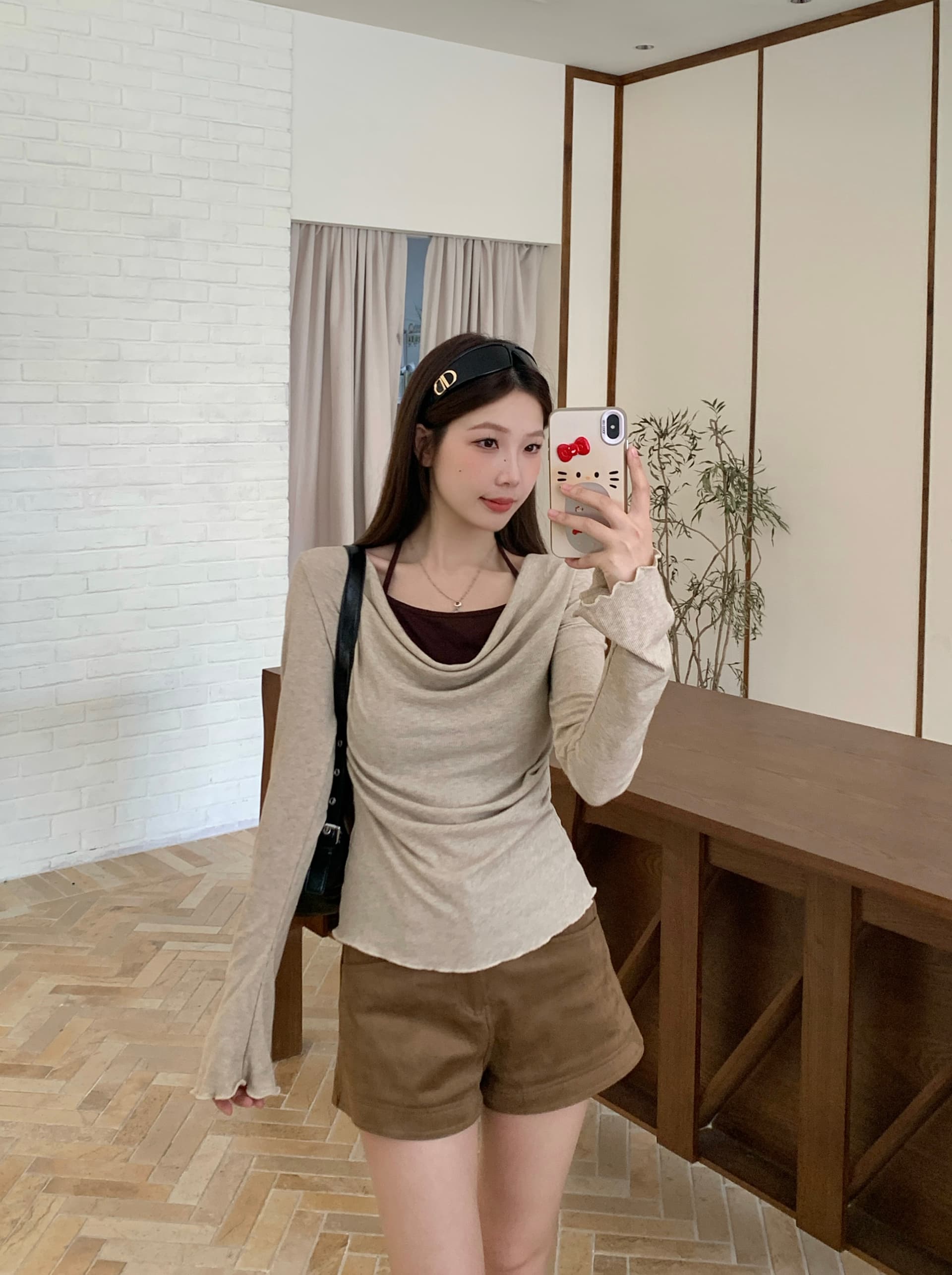 실사 빅 사이즈 지방 mm 흔들다 칼라 디자인 센스 페이크 레이어드 긴팔 티셔츠 여성 가을 섹시함 핫걸 바람 맨위 6082 이미지 4