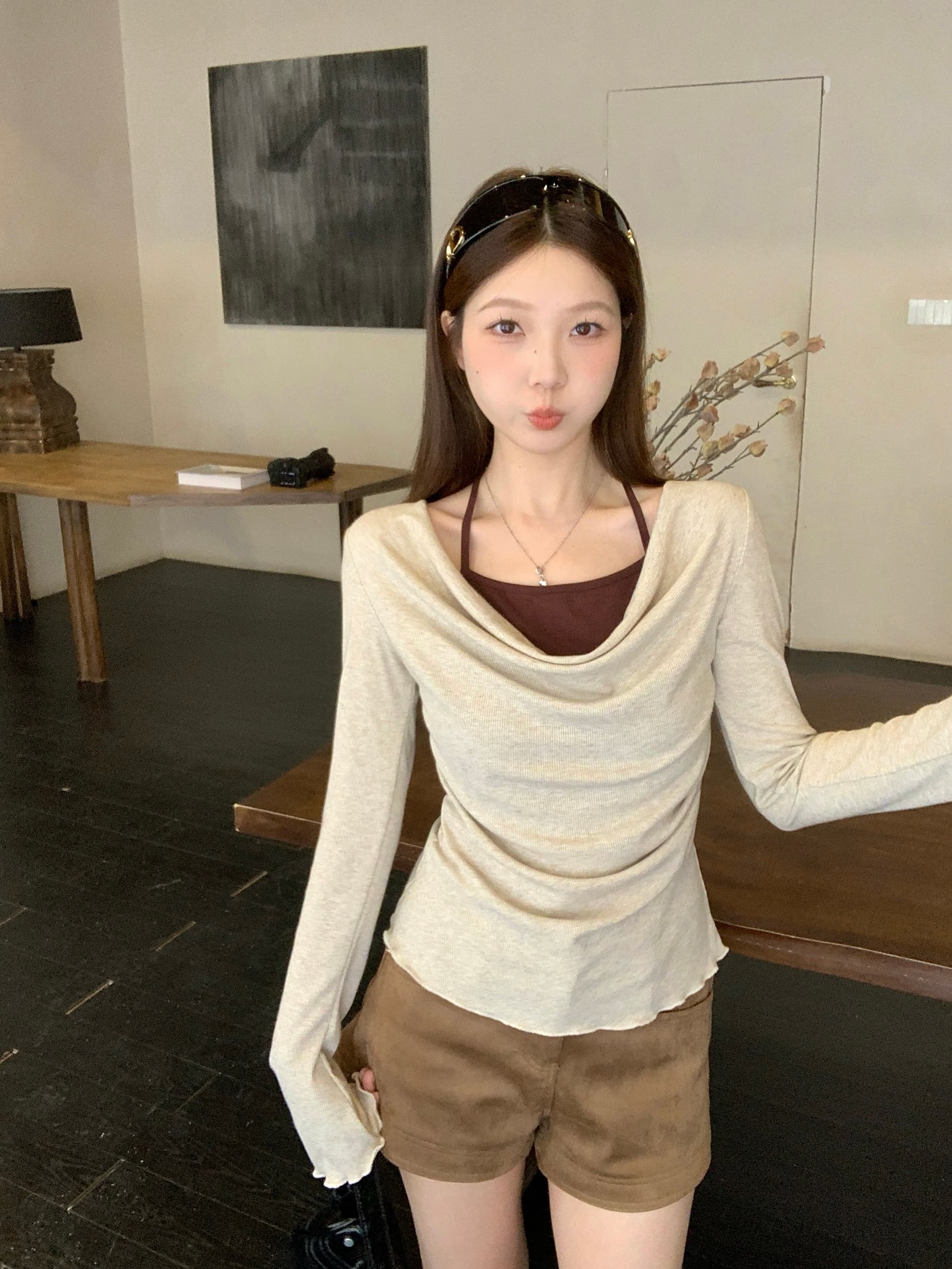 실사 빅 사이즈 지방 mm 흔들다 칼라 디자인 센스 페이크 레이어드 긴팔 티셔츠 여성 가을 섹시함 핫걸 바람 맨위 6082 상세 이미지 9