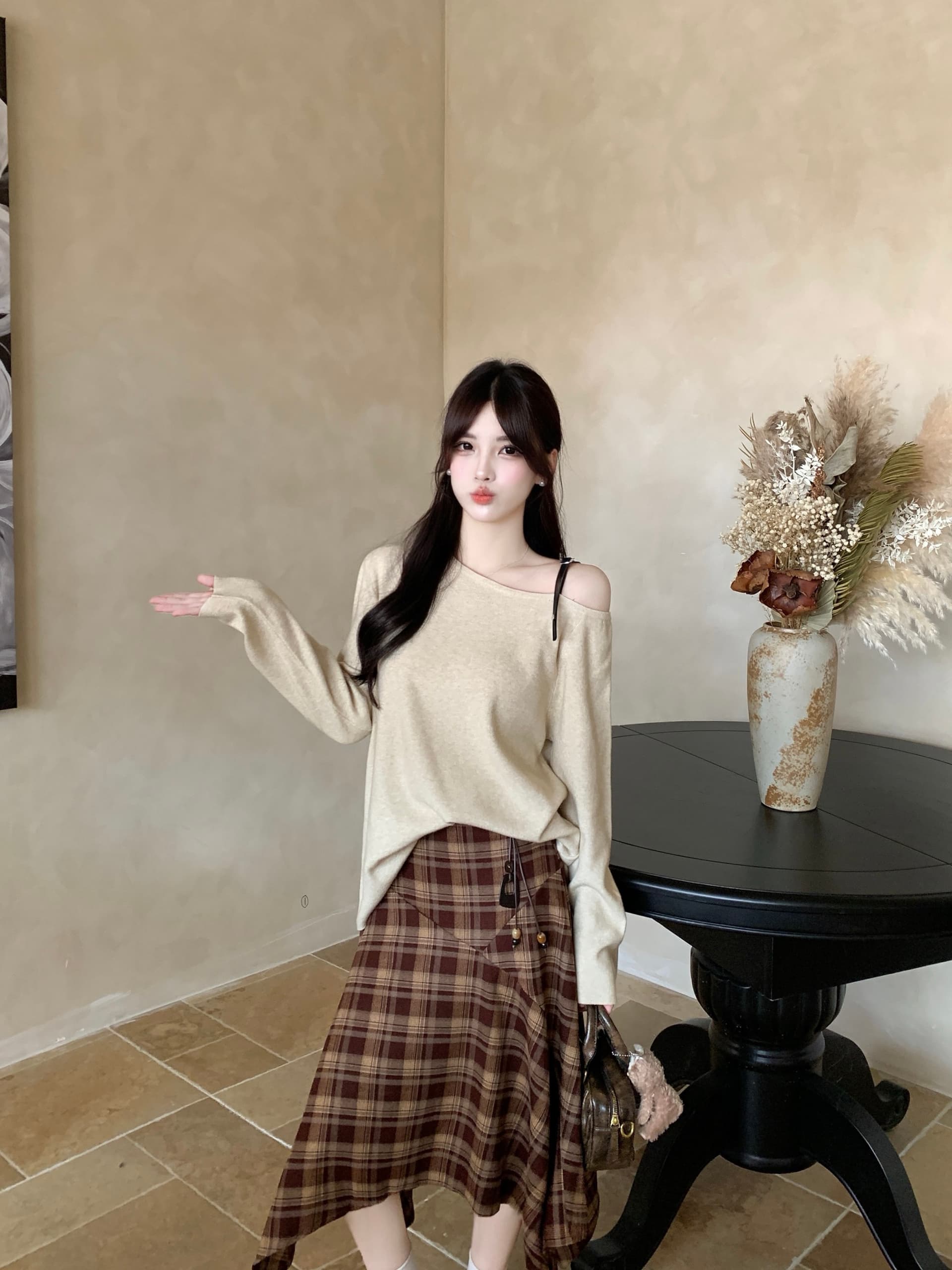 실사 빅 사이즈 보트넥 익스트림 제인 가을 오프숄더 슬림해 보이는 스웨터 맨위 레트로 체크무늬 한 마디 빅 플레어 스커트 여성 8051 상세 이미지 11