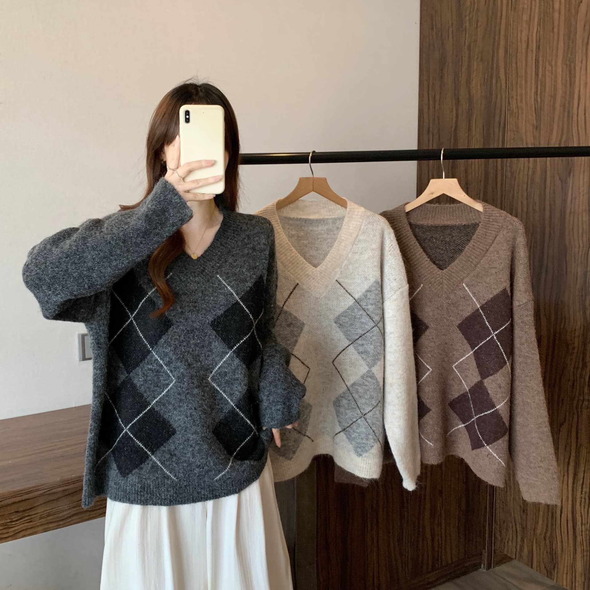 실사 빅 사이즈 레트로 배색 링 그리드 V넥 스웨터 여자 가을 겨울철 느긋한 바람 풀오버 인사이드 가져 가라. 기본 셔츠 8058 상세 이미지 6