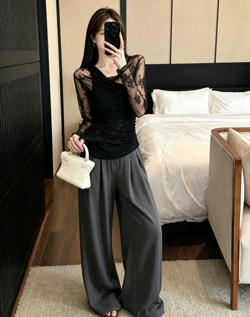 실사 정가 이른 가을 레이스 조각 페이크 레이어드 긴팔 티셔츠 불규칙 흔들다 칼라 한 단어 어깨 벨트 가슴 패드 상세 이미지 17
