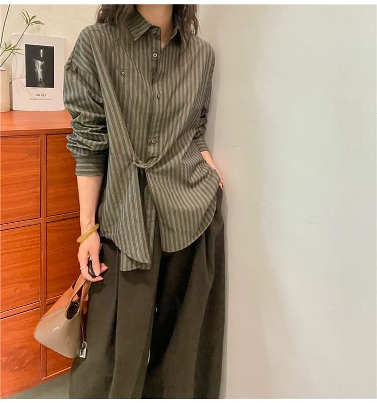불규칙 POLO 칼라 스트라이프 여성 셔츠 유럽 역 2026 이른 가을 새로운 유럽 상품 여성 의류 패션 외국 가스 맨위 상세 이미지 3