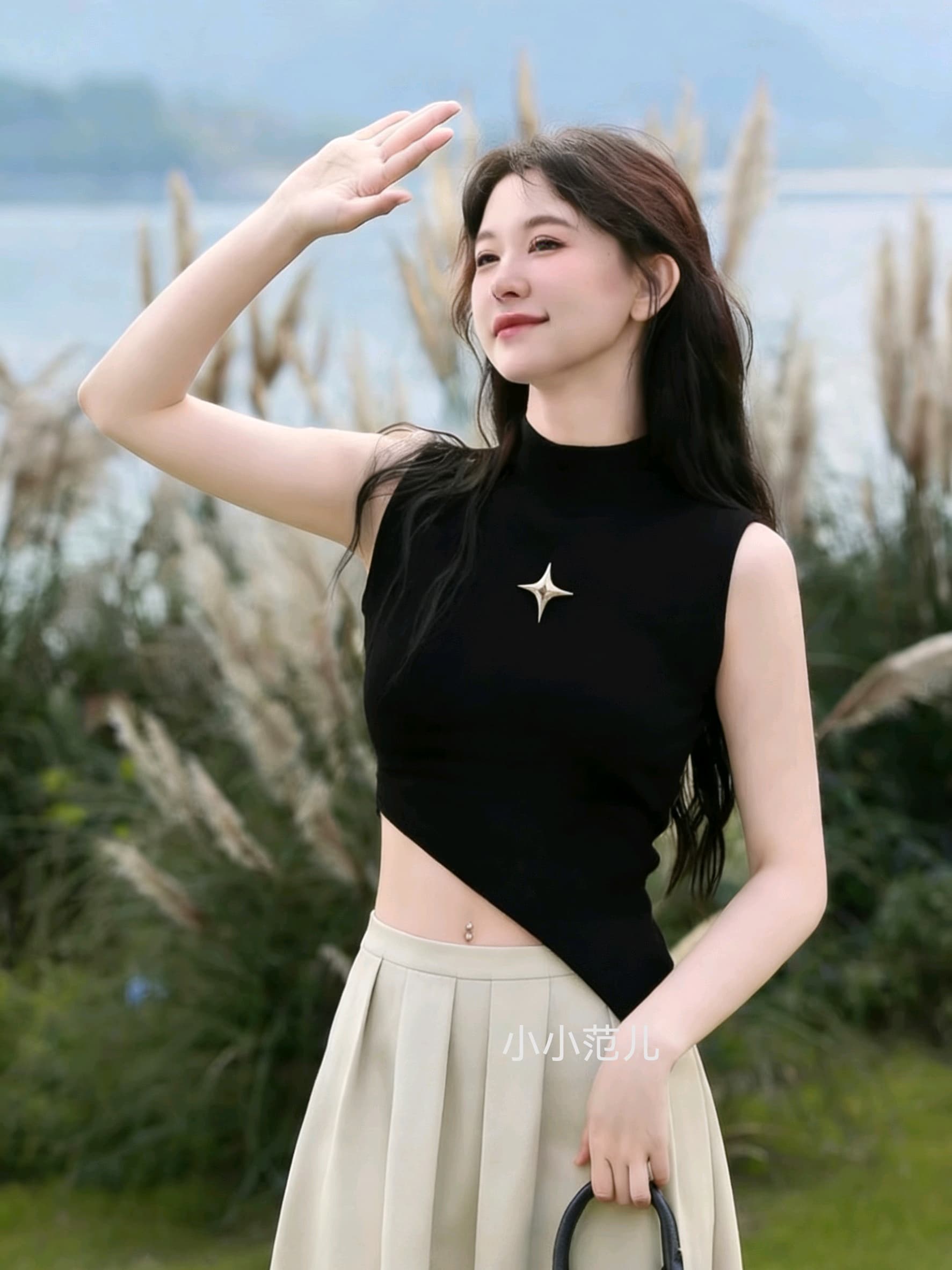 개성 장식 민소매 외국 가스 조끼 여성 외출용 몸매 가꾸기 슬림해 보이는 디자인 센스 불규칙 여름 만나는 쇼트 스타일 맨위 상세 이미지 3