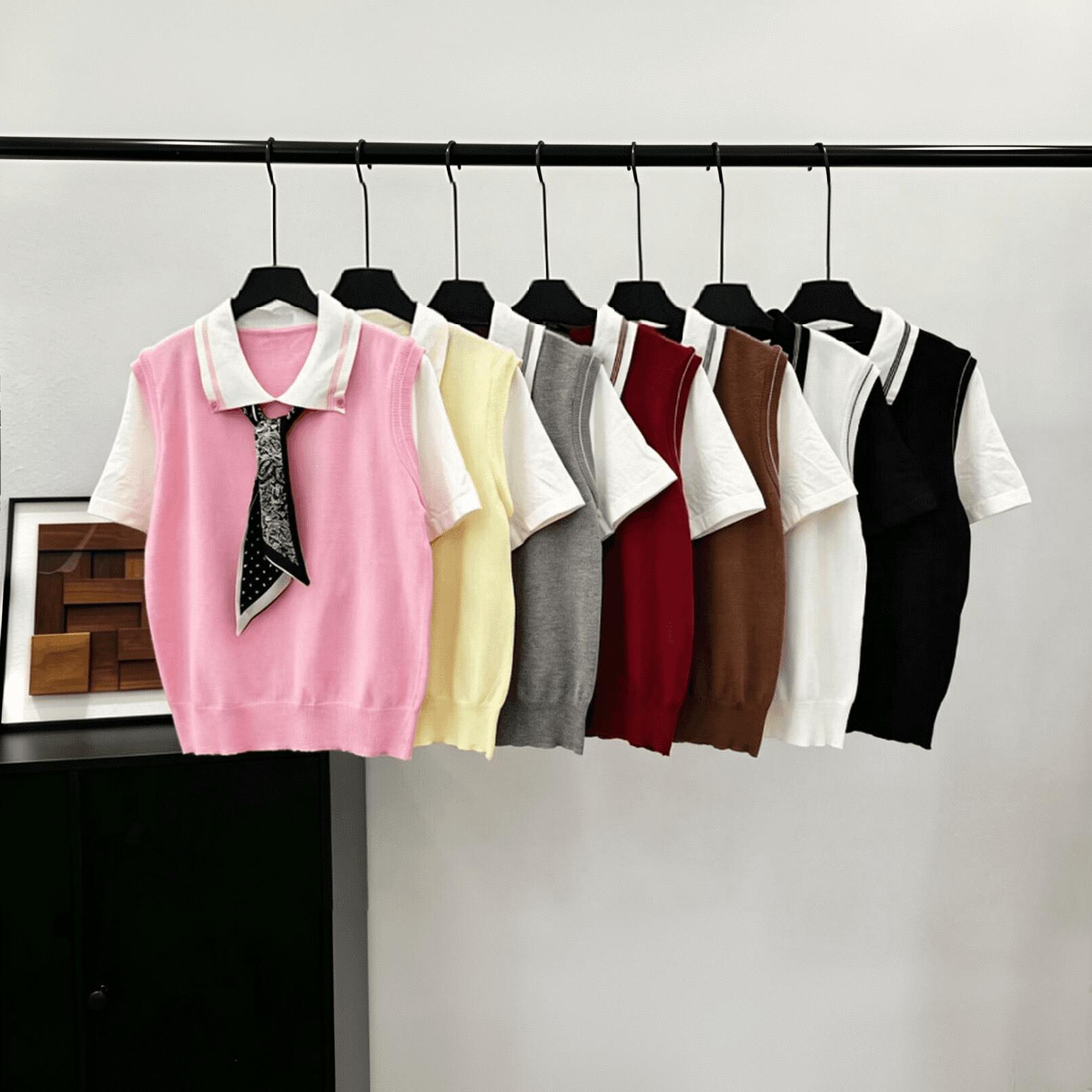 배색 가짜 2 피스 슈트 POLO 칼라 스카프 반팔 니트 스웨터 여성 봄 여름 디자인 센스 작은 대중 Chic 페이크 레이어드 상세 이미지 7