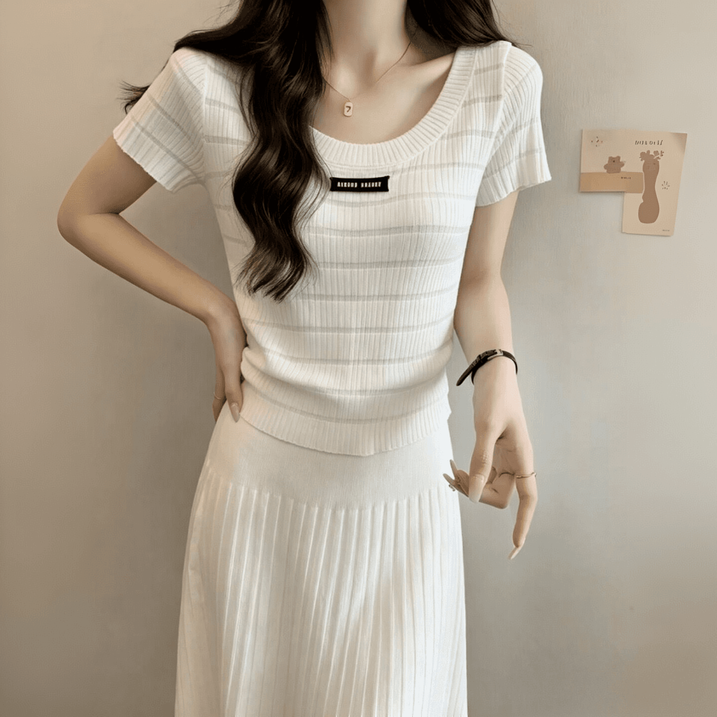 한 부서 u 칼라 스트라이프 마이크로 ~을 통해 홀로우 아웃 짧은 소매 위버 고급 센스 몸매 가꾸기 슬림해 보이는 라운드 넥 품격 긍정적 인 어깨 티셔츠 이미지 4
