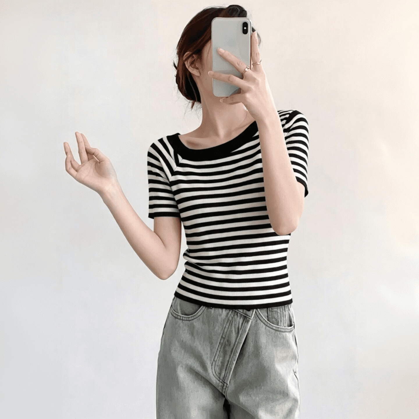 실사 순수한 욕망 바람 비스듬한 어깨 스트라이프 반팔 티셔츠 여성 여름 새로운 몸매 가꾸기 슬림해 보이는 Chic 작은 대중 오프숄더 인사이드 가져 가라. 이미지 2