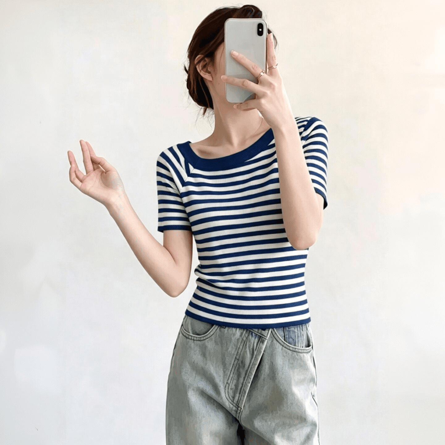 실사 순수한 욕망 바람 비스듬한 어깨 스트라이프 반팔 티셔츠 여성 여름 새로운 몸매 가꾸기 슬림해 보이는 Chic 작은 대중 오프숄더 인사이드 가져 가라. 상세 이미지 6