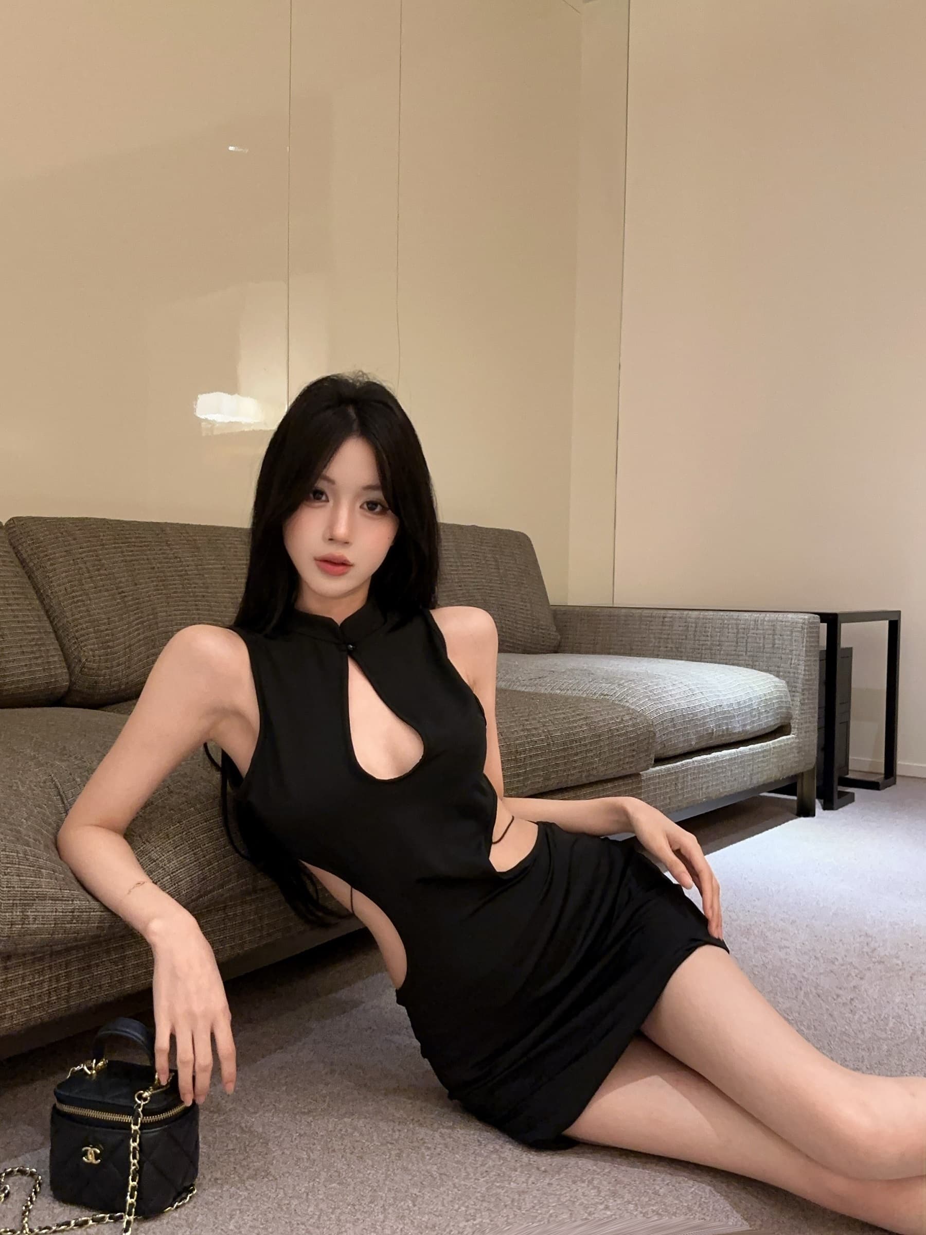 실사 정가 백리스 홀로우 아웃 나비 금속 장식 섹시함 타이트 스커트 드레스 상세 이미지 4