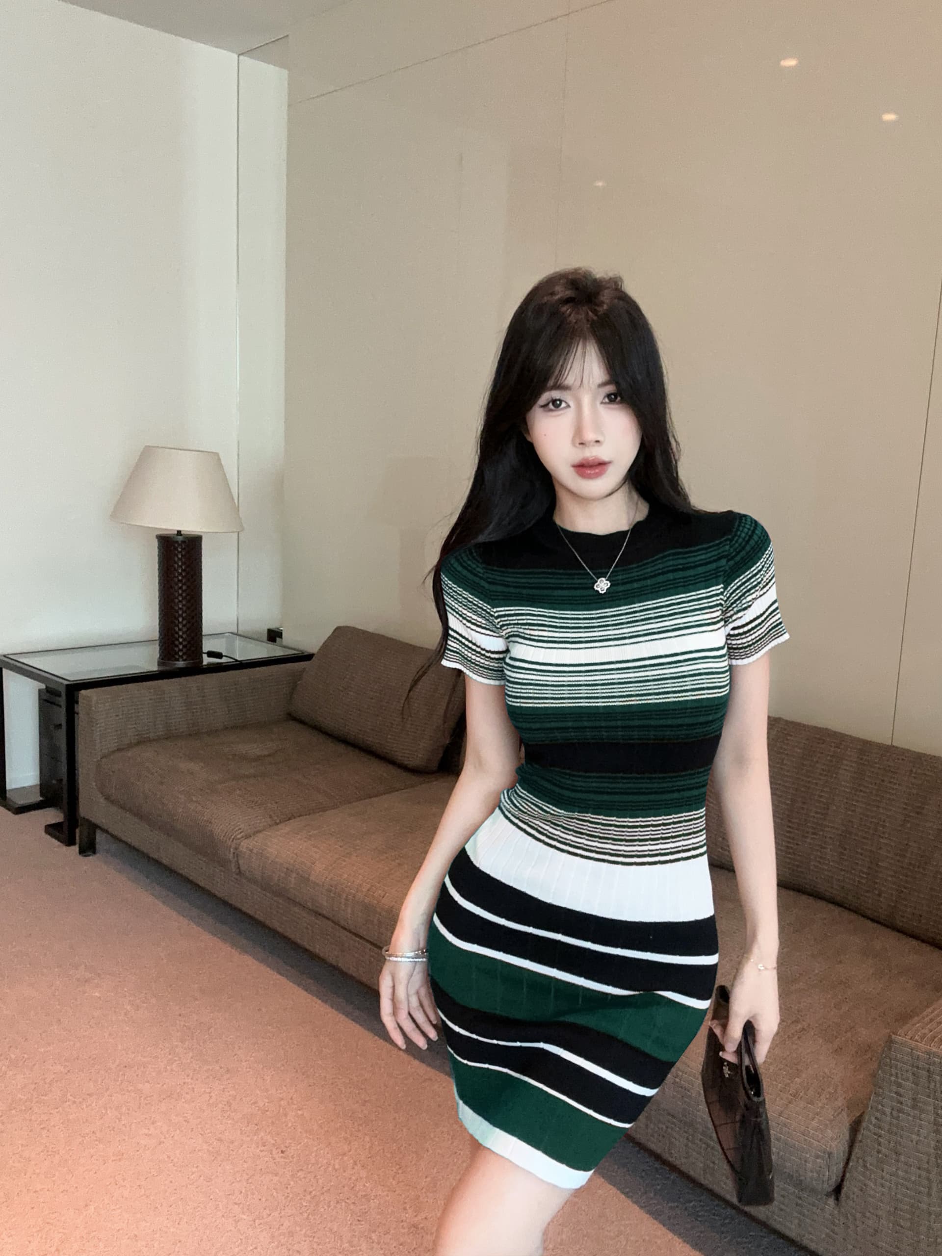 실사 정가 품격 몸매 가꾸기 패치워크 색상 슬림해 보이는 니트 스트라이프 타이트 스커트 드레스 이미지 5