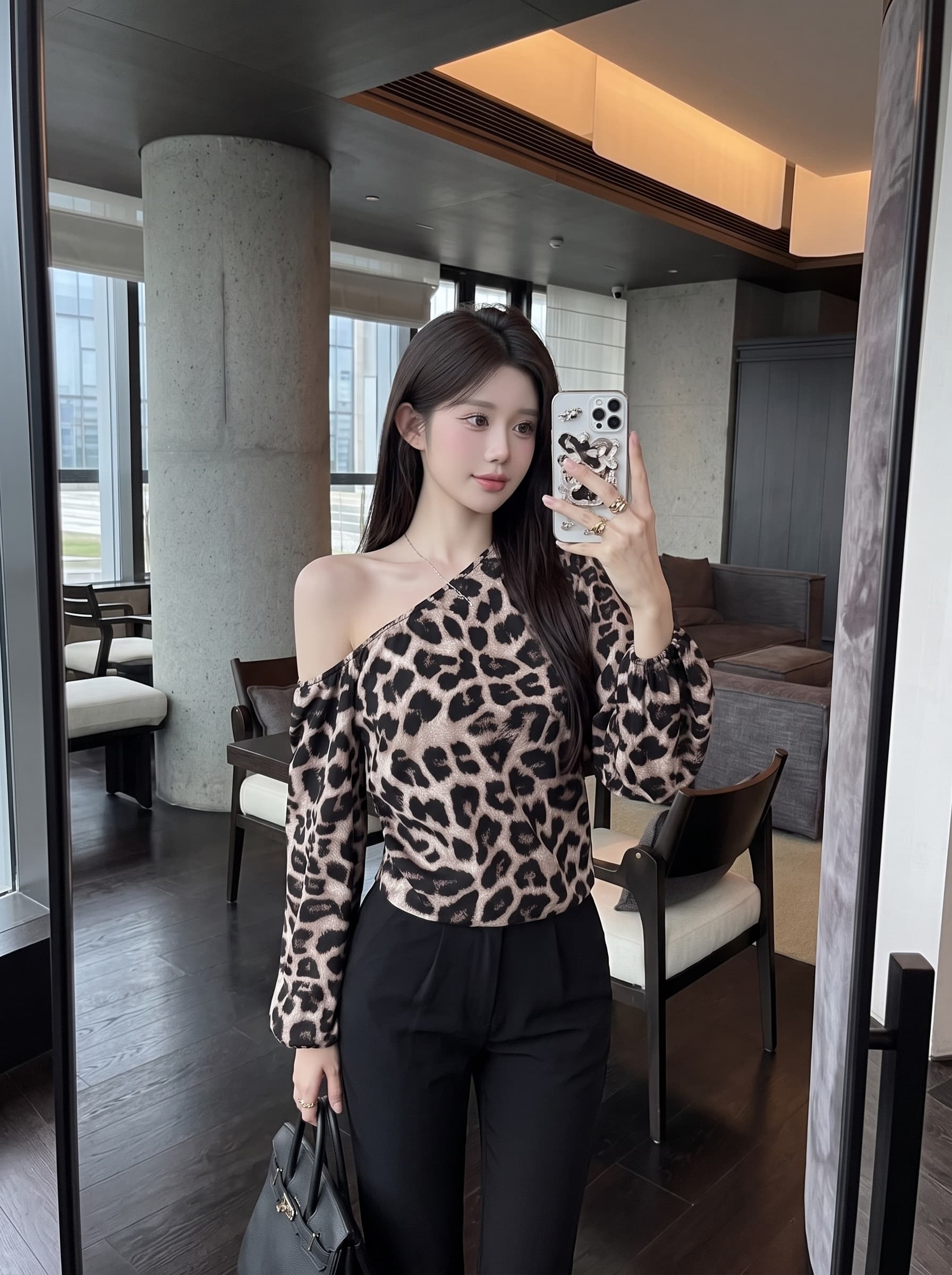 실사 정가 디자인 센스 비스듬한 어깨 루즈핏 레오파드 무늬 긴팔 맨위