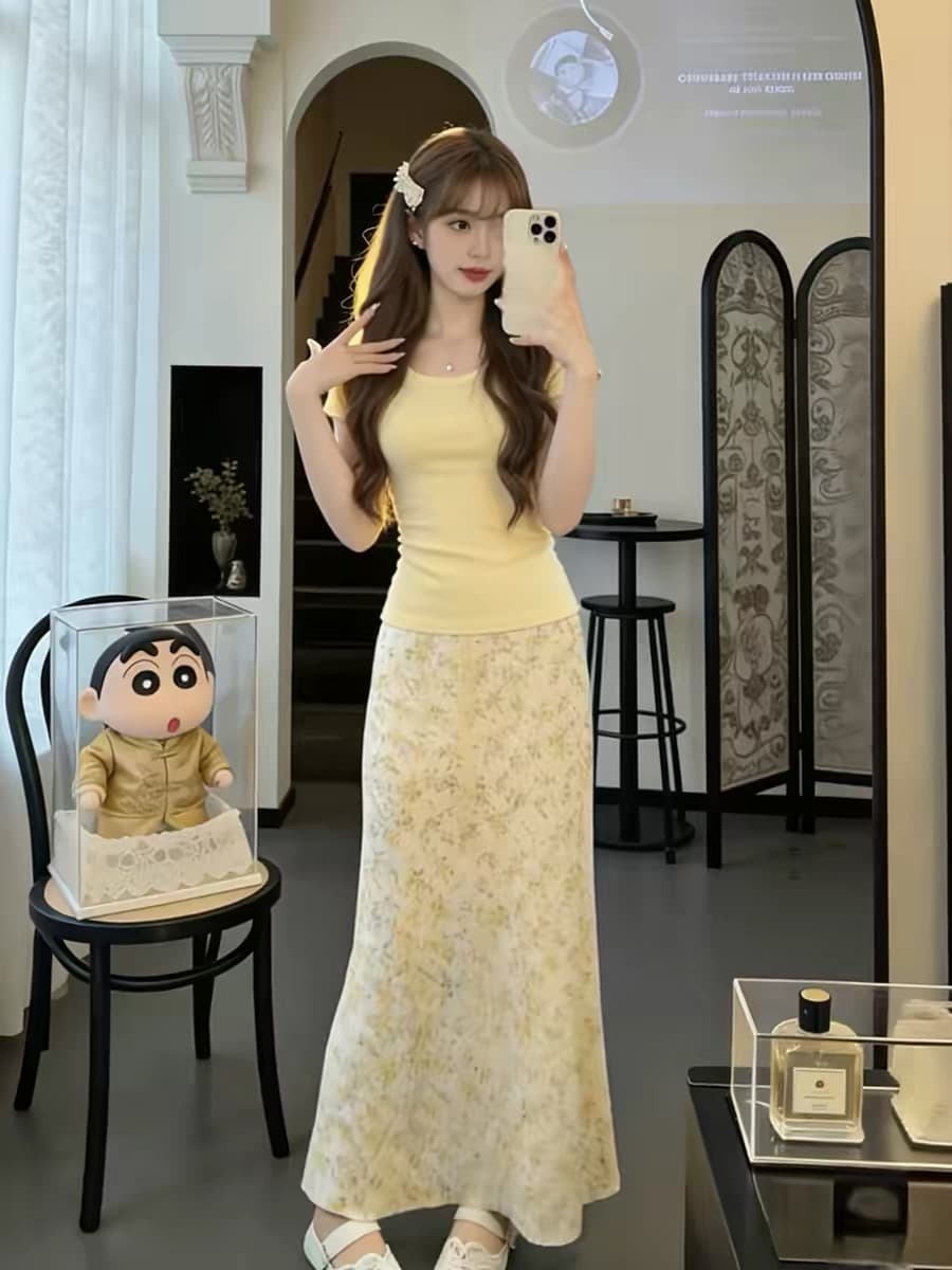 프랑스식 패션 황색 다용도 반팔 티셔츠 맨위 여성 여름 디자인 센스 하이웨이스트 슬림해 보이는 반신 스커트 투피스 세트 상세 이미지 5