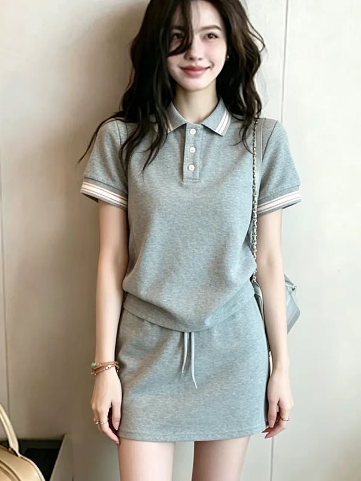 2026 슈퍼 화재 여름 드레스 전체 집합 착용 가져 가라. 작은 키 회색 캐주얼 운동복 반팔 미니 스커트 투피스 슈트 여성 상세 이미지 2