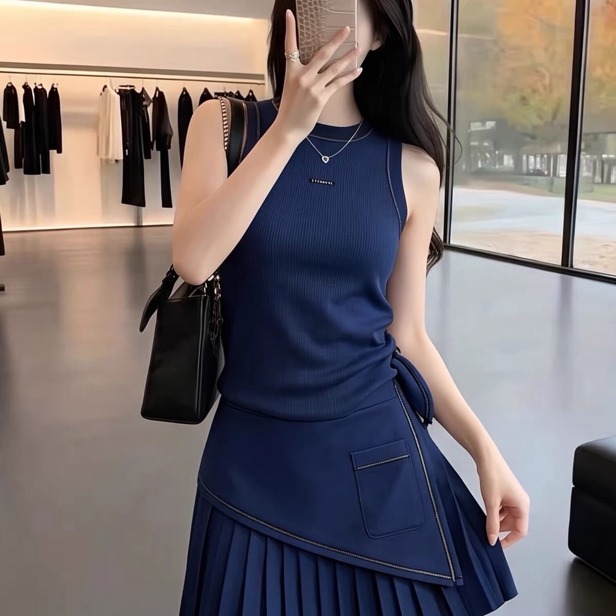 작은 키 아름다운 여성 여름 전체 집합 블루 색상 어깨 불규칙 캐미솔 플리츠 미니 스커트 투피스 슈트 이미지 5