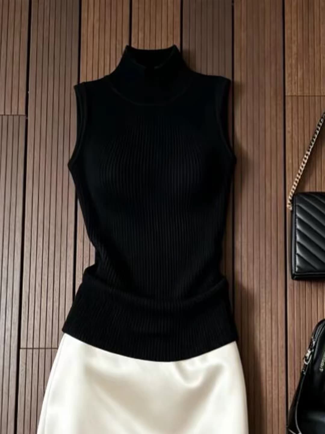 한국 스타일 민소매 반하이넥 검정색 니트 조끼 새틴 반신 치마 세트 여성 이른 가을 인사이드 가져 가라. 출퇴근 투피스 세트 상세 이미지 3