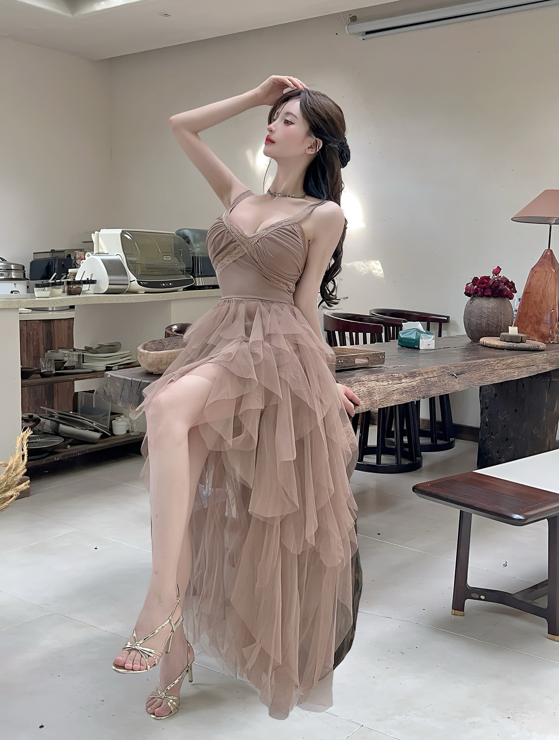 실사 생일 예복 프랑스식 고급 센스 빛 럭셔리 퍼프 스커트 섹시함 깊은 V 넥 망사 끌기 꼬리 슬립 드레스 상세 이미지 26
