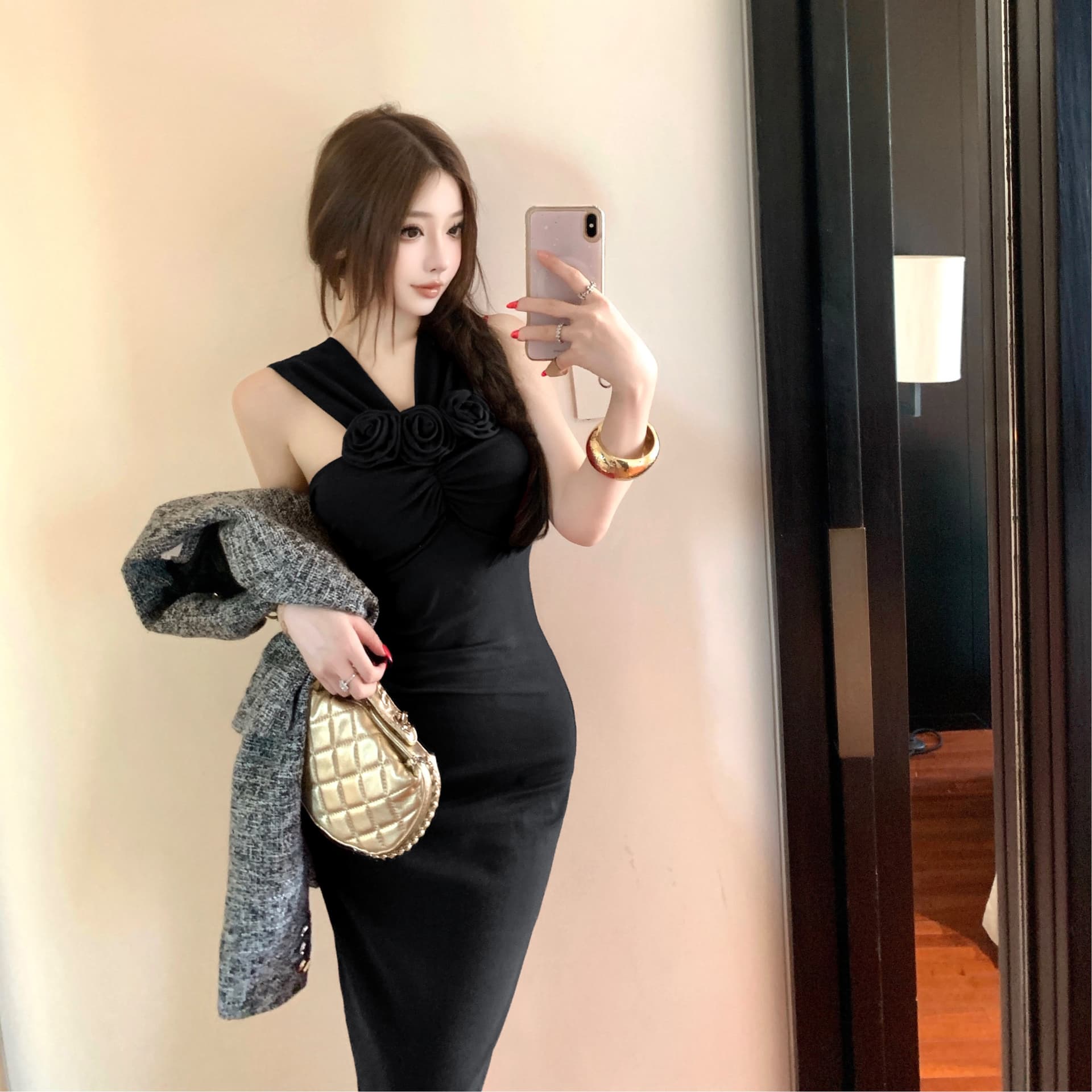 실사 명문 여성 프랑스식 품격 아름다운 근사한 섹시함 오프숄더 행침 목 꽃 고급 센스 슬림해 보이는 타이트 스커트 롱 스커트 이미지 6