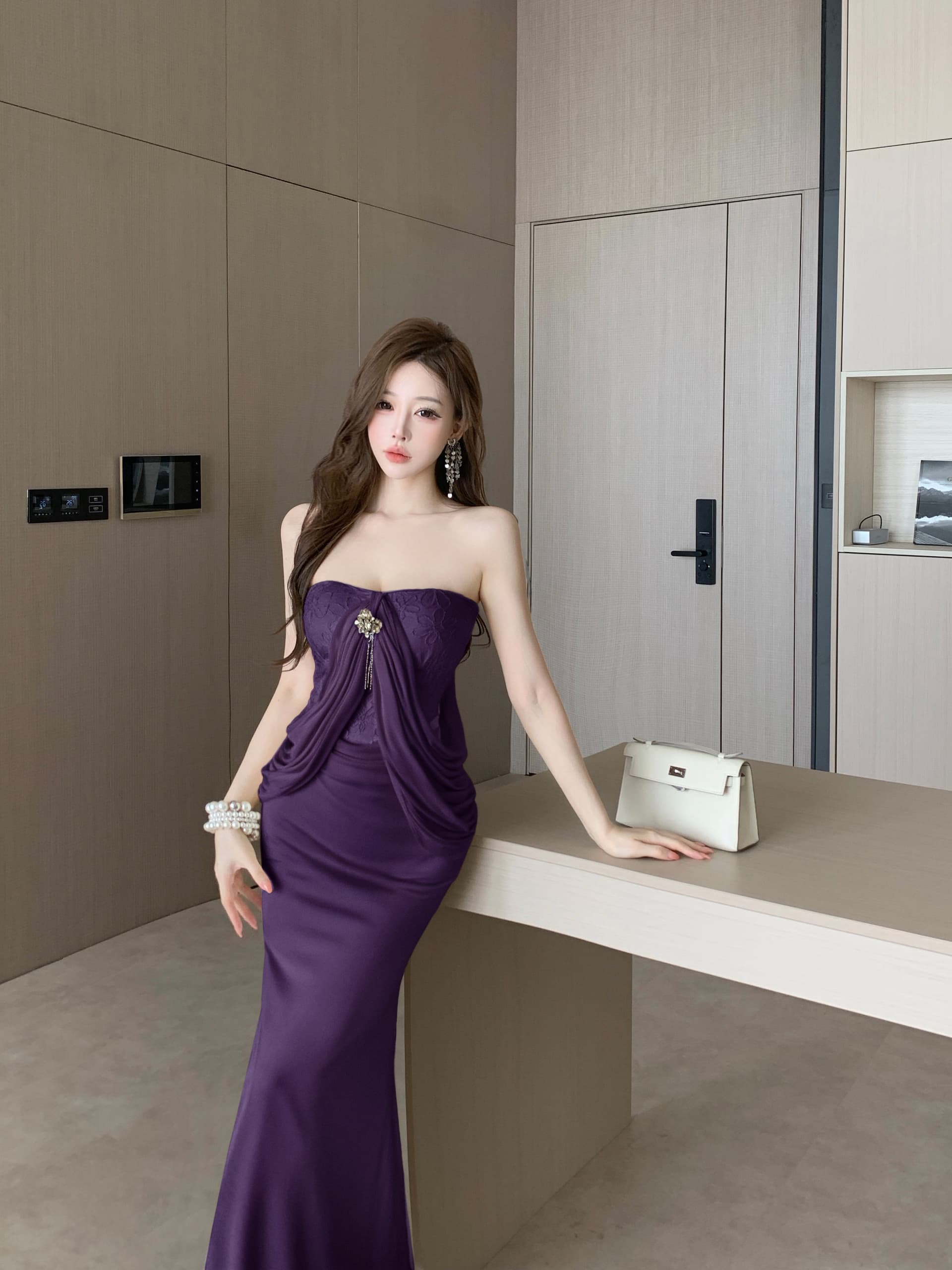 실사 프랑스식 점프 슈트 감기 풍부한 천 골드 착용 가져 가라. 성인식 예복 치마 타이트 스커트 롱 스커트 오프숄더 생일 치마 상세 이미지 3