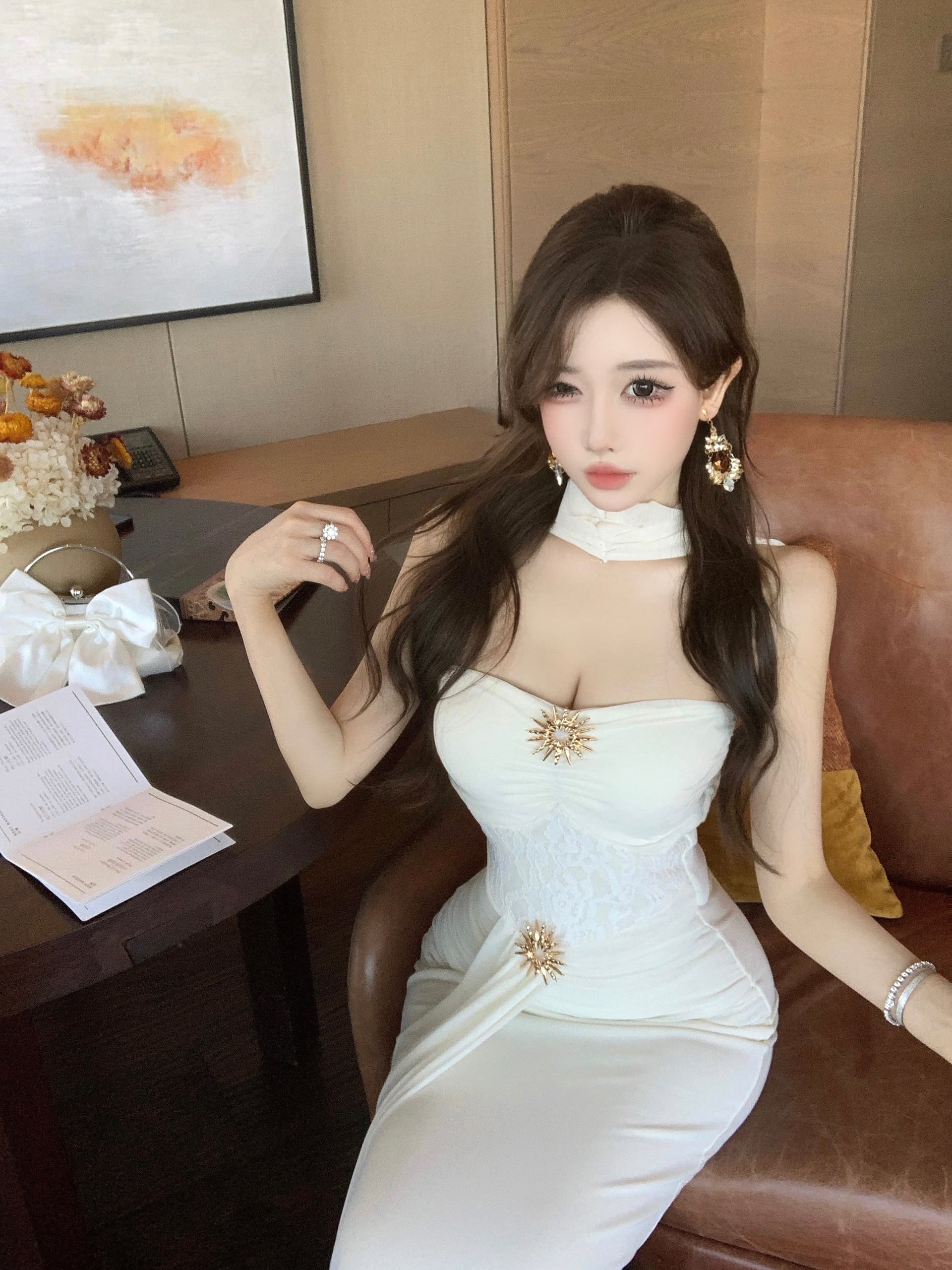 실사 2026 섹시함 프랑스식 순수한 욕망 오프숄더 홀로우 아웃 휴가 바람 망사 패치워크 허리 수축 한 마디 여성 드레스 상세 이미지 13