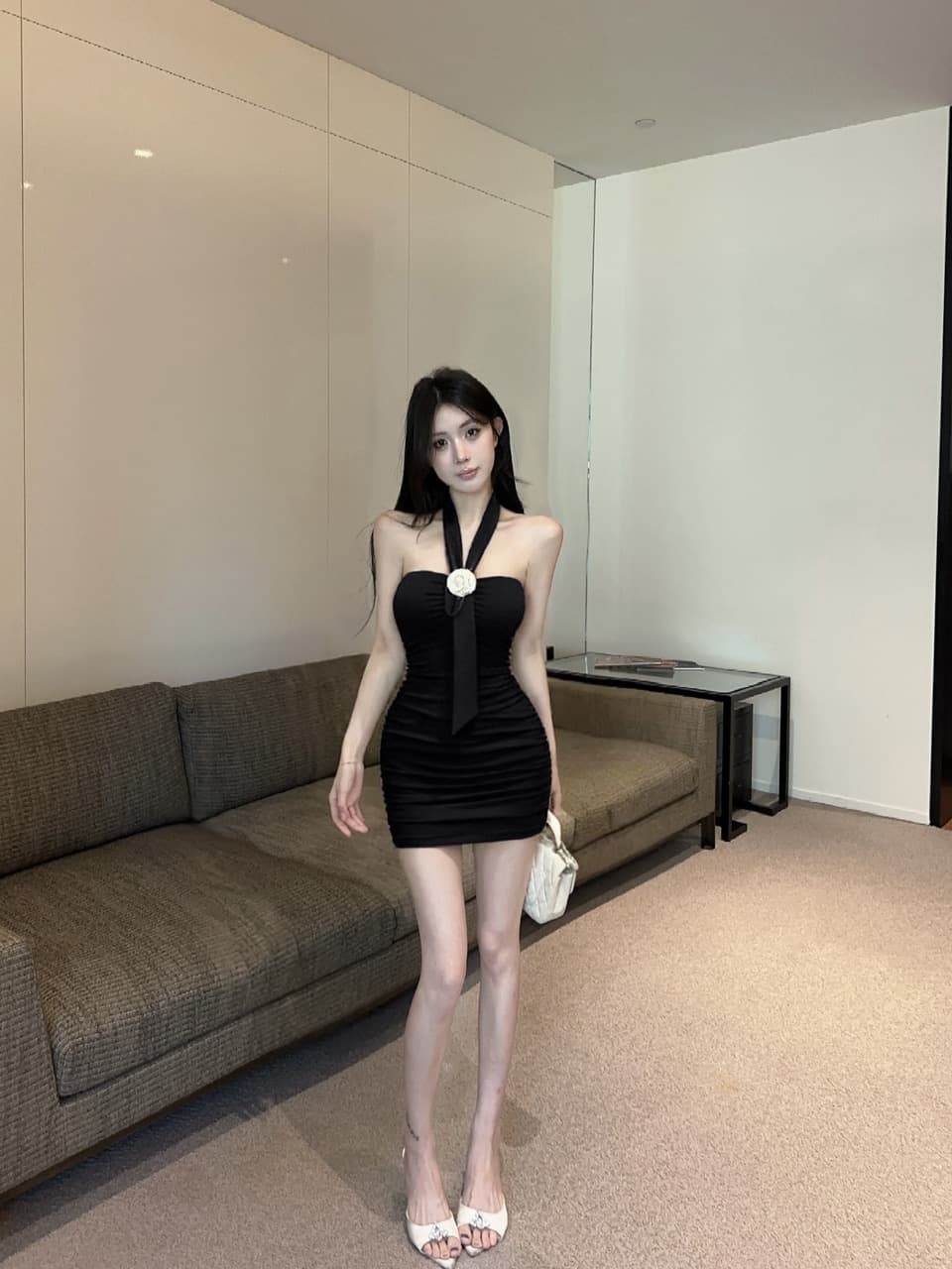 실사 2026 여름 순수한 욕망 핫걸 행침 목 디자인 섹션 몸매 가꾸기 슬림해 보이는 오프숄더 타이트 스커트 외국 가스 드레스 상세 이미지 15