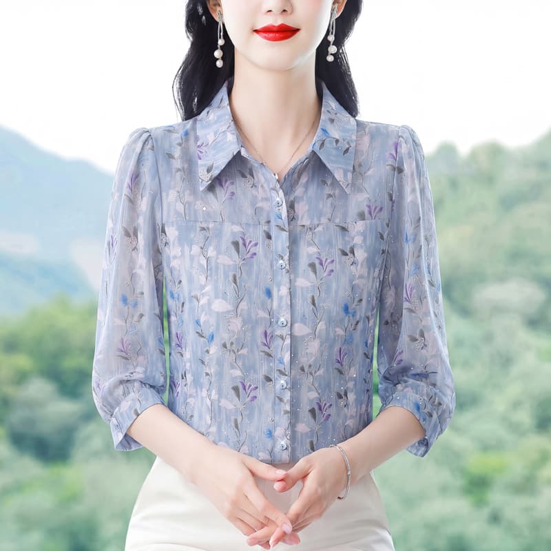 실사 2026 여름 새로운 패션 엄마 7부 소매 프린트 블라우스 품격 연령 감소 슬림해 보이는 작은 셔츠 이미지 2