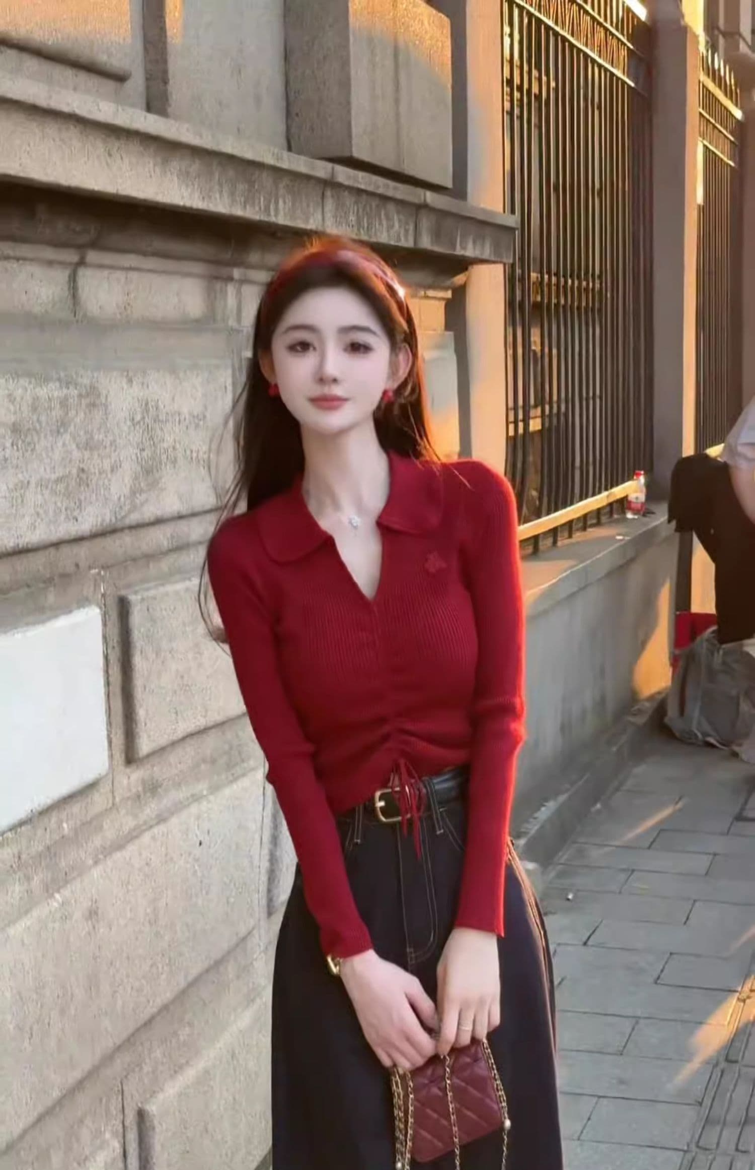 가을 의상 빨간색 니트 스웨터 쇼트 스타일 가을 긴팔 스웨터 2025 년 가을 겨울 새로운 이른 가을 고급 맨위 여성 의류 상세 이미지 9
